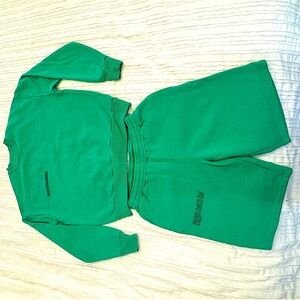 Pangaia matching set (sweatshirt and and shorts). sz XS